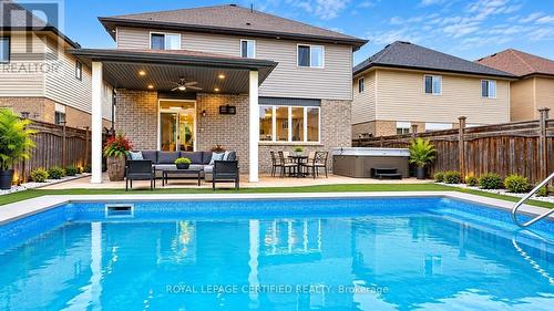 115 Davinci Boulevard, Hamilton, ON 