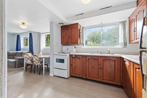 518 Chelsea Ave, Winnipeg, MB 