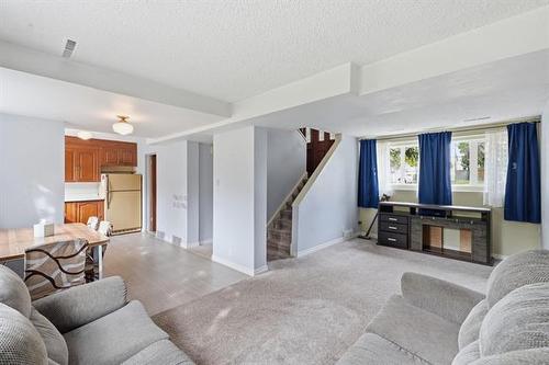 518 Chelsea Ave, Winnipeg, MB 