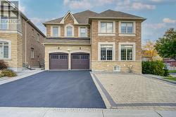 982 WILBUR PIPHER CIRCLE Newmarket, ON L3X 0B8