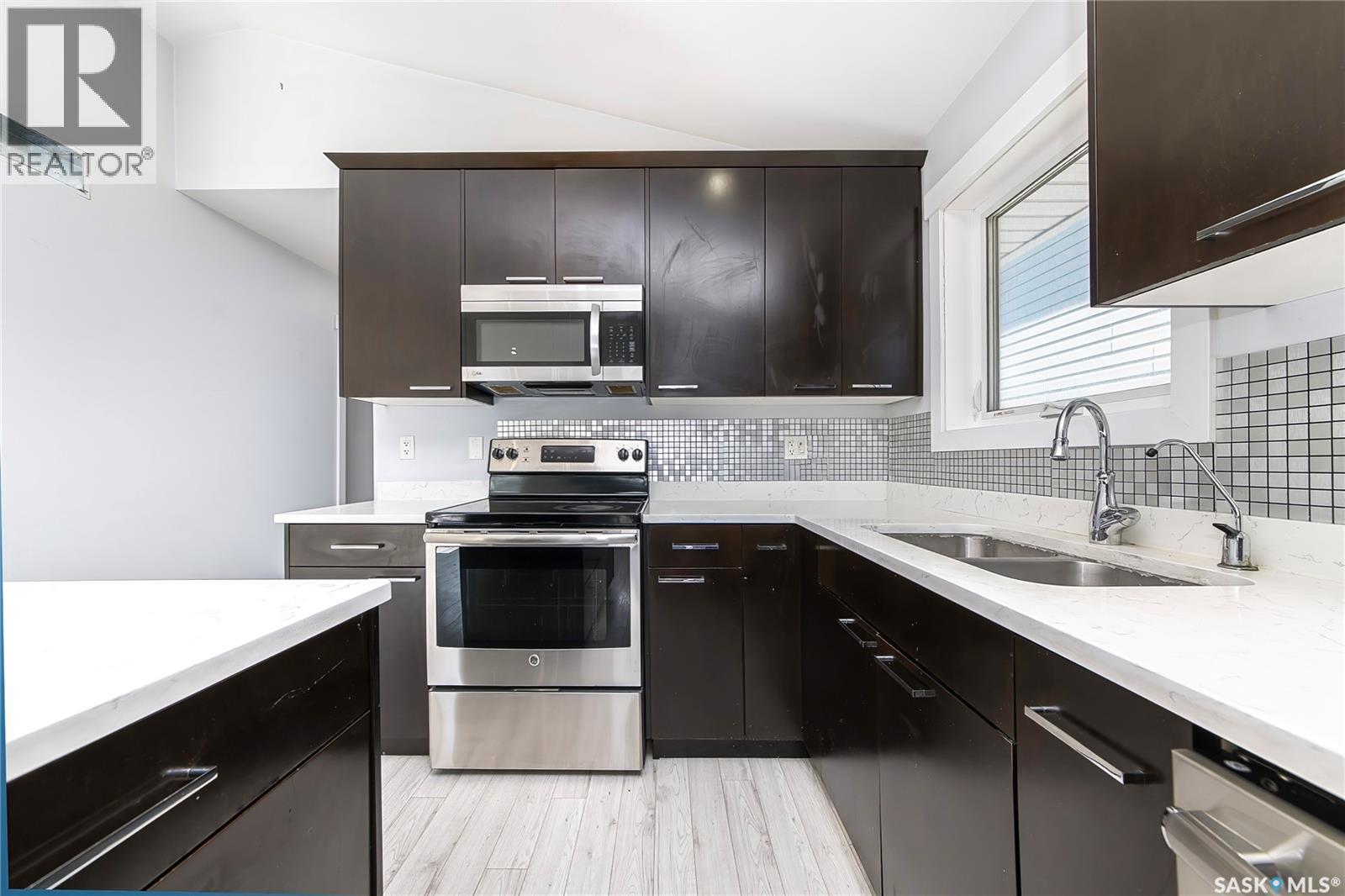 3742 33Rd Street W, Saskatoon, SK