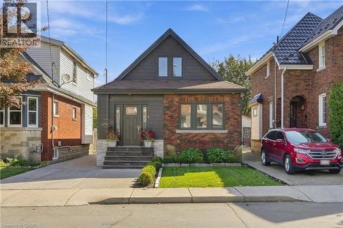 77 Houghton Avenue S, Hamilton, ON 