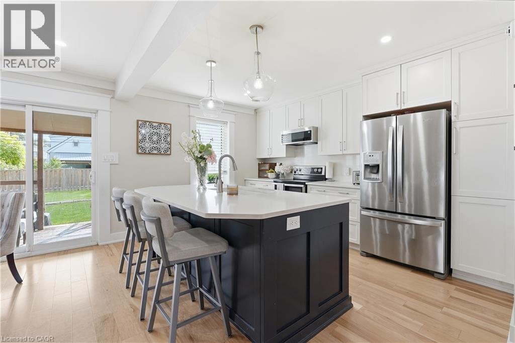 77 Houghton Avenue S, Hamilton, ON