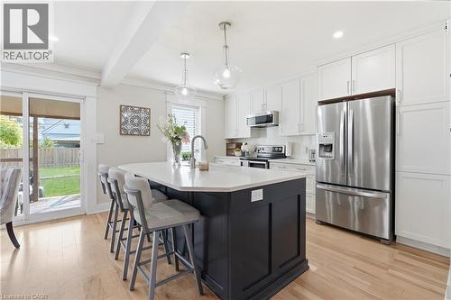 77 Houghton Avenue S, Hamilton, ON 