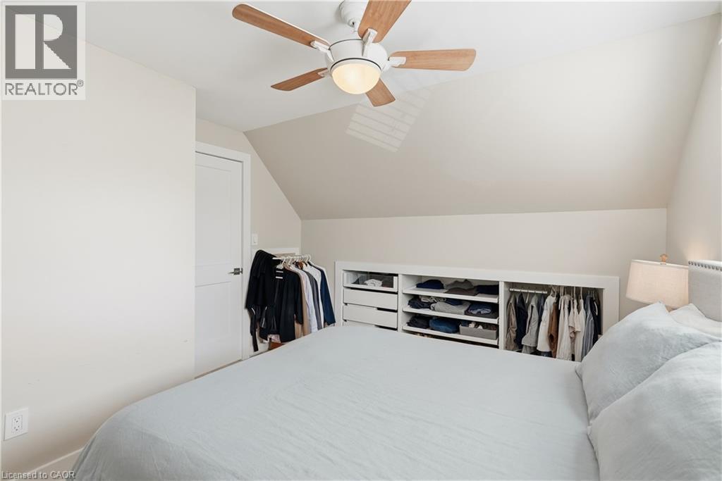 77 Houghton Avenue S, Hamilton, ON