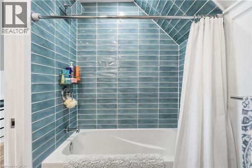 77 Houghton Avenue S, Hamilton, ON 