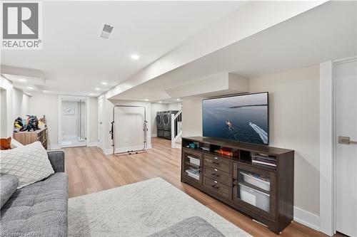 77 Houghton Avenue S, Hamilton, ON 