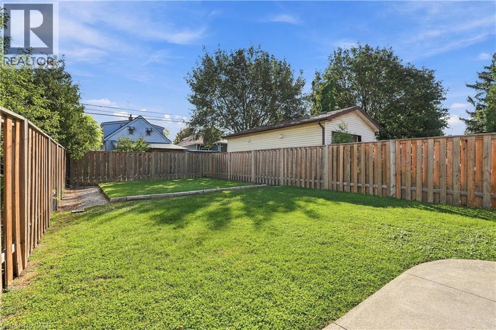 77 Houghton Avenue S, Hamilton, ON