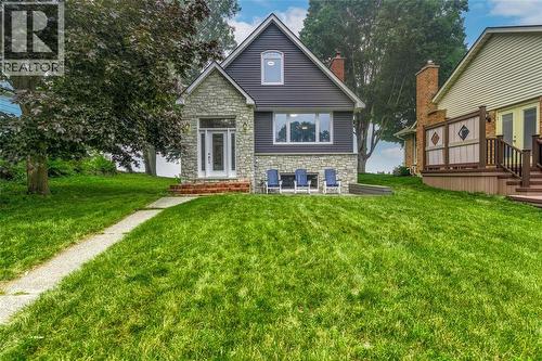1110 BRAEMAR LANE  Sarnia, ON N7V 3B5