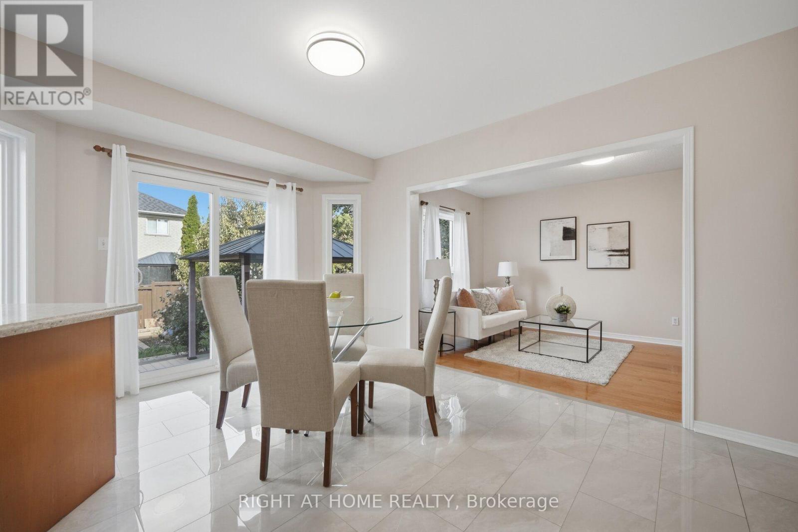 Breakfast area - 975 Mantle Crescent, Mississauga, ON
