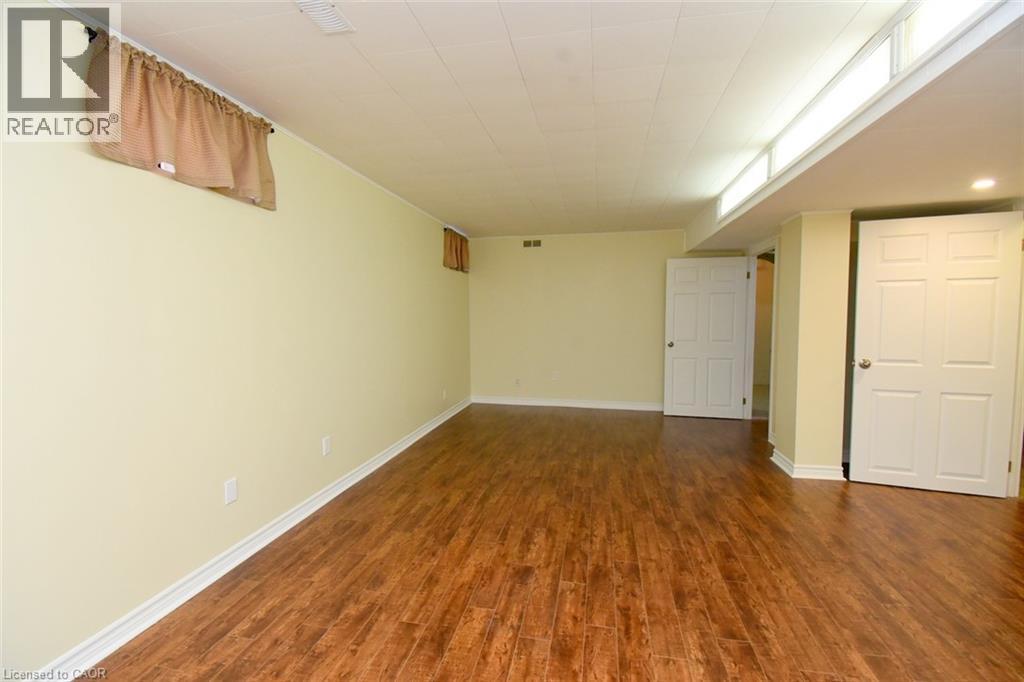 415 East 15Th Street, Hamilton, ON