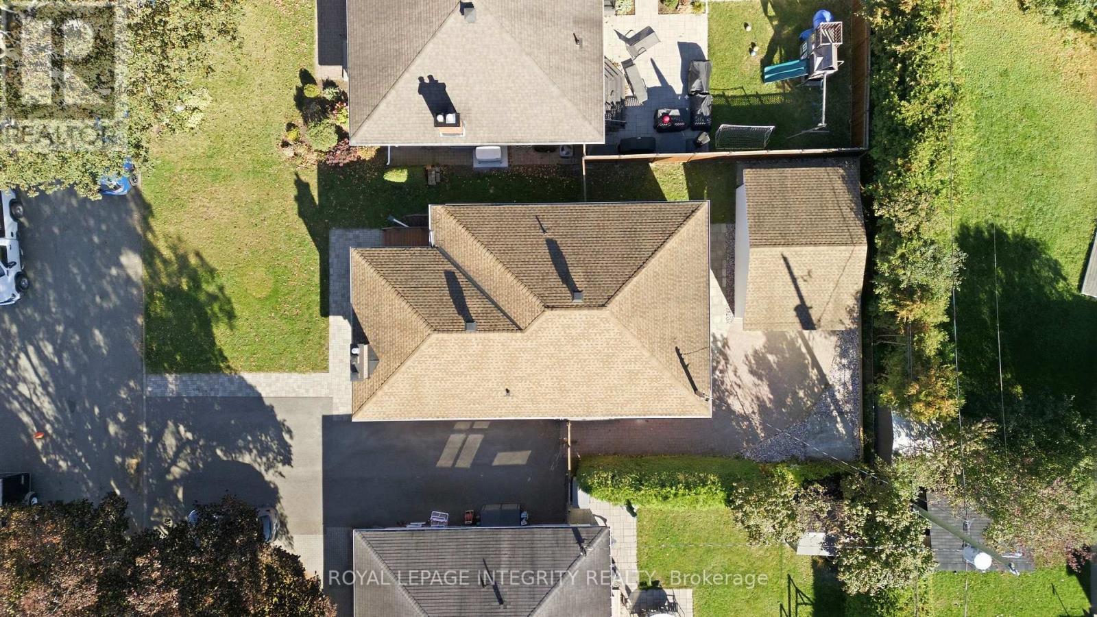 2007 Dorval Avenue, Ottawa, ON