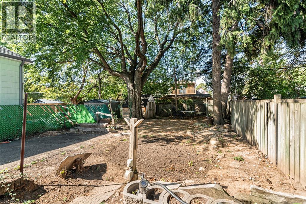 Additional content - 29 Wexford Avenue N, Hamilton, ON
