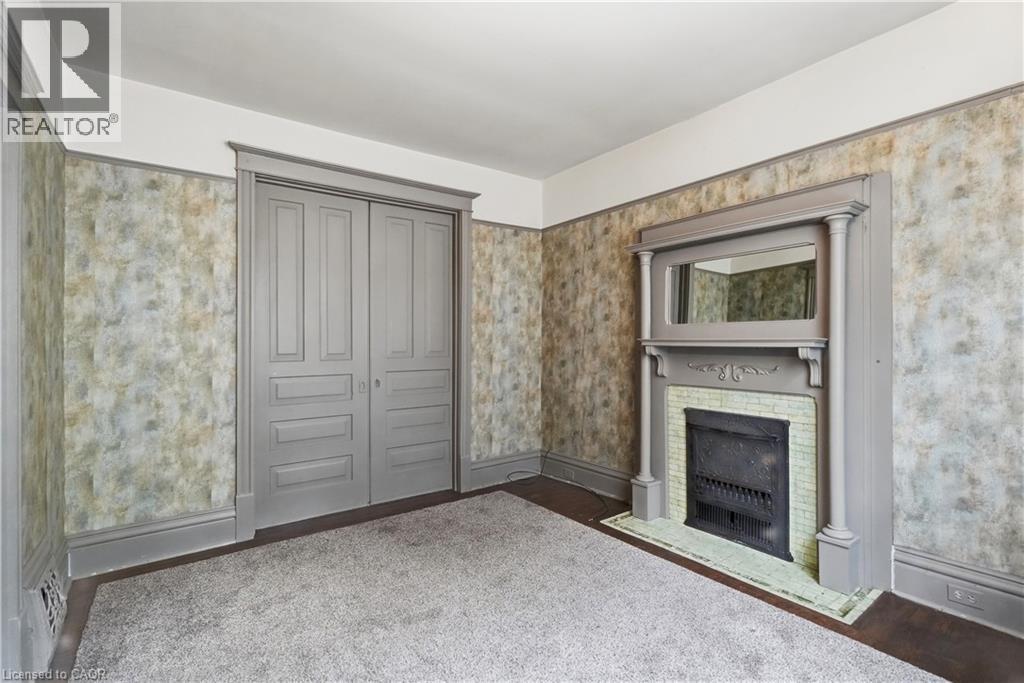 418 Main Street W, Hamilton, ON