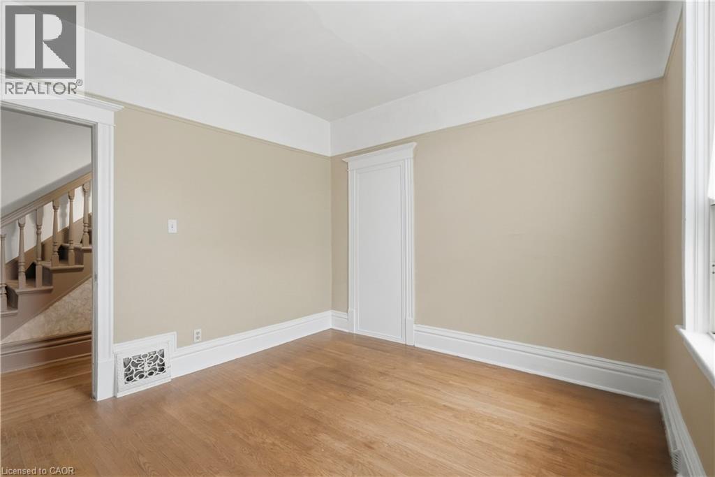418 Main Street W, Hamilton, ON