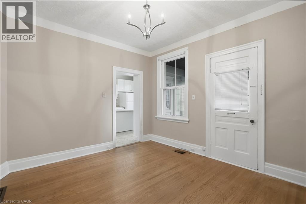 418 Main Street W, Hamilton, ON