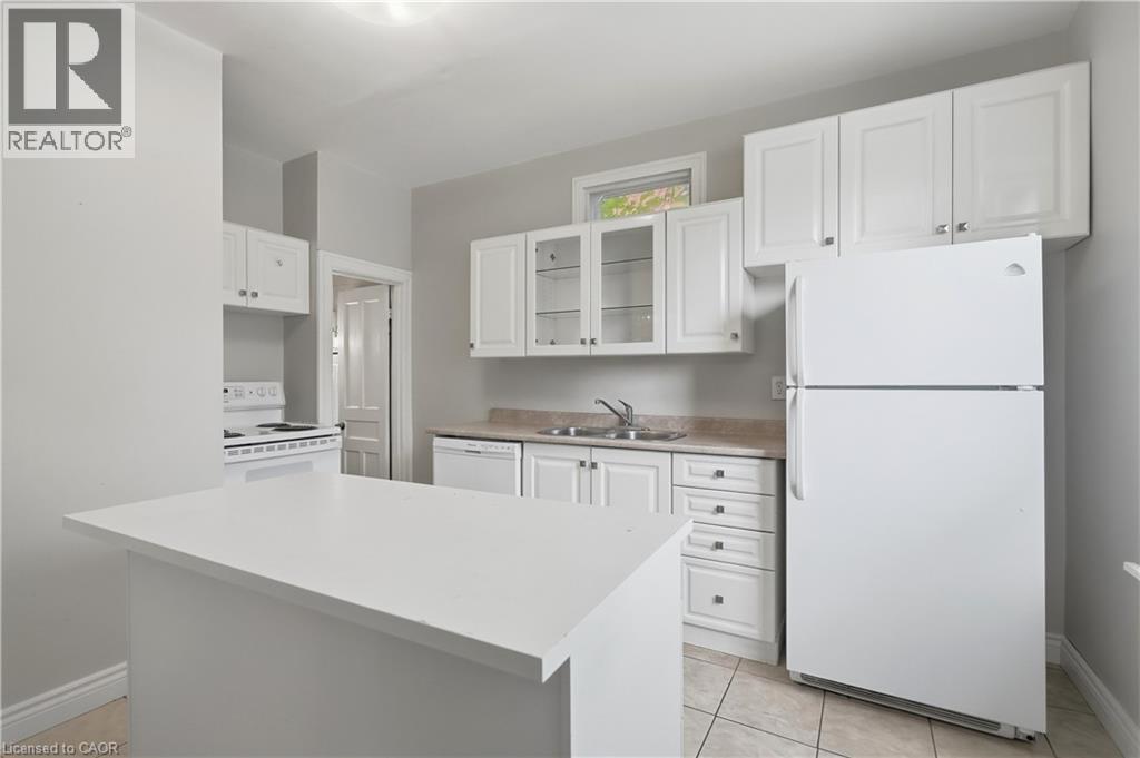 418 Main Street W, Hamilton, ON