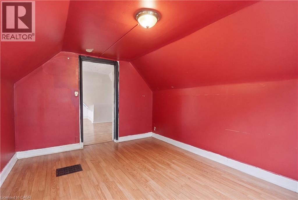 418 Main Street W, Hamilton, ON