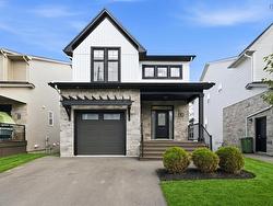 10 Talus Avenue Bedford, NS B4B 1L7