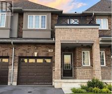 30 LINDEN PARK LANE  Hamilton, ON L9A 1Y3