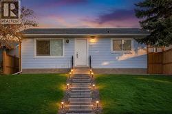 119 Maranda Close NE  Calgary, AB T2A 3E7