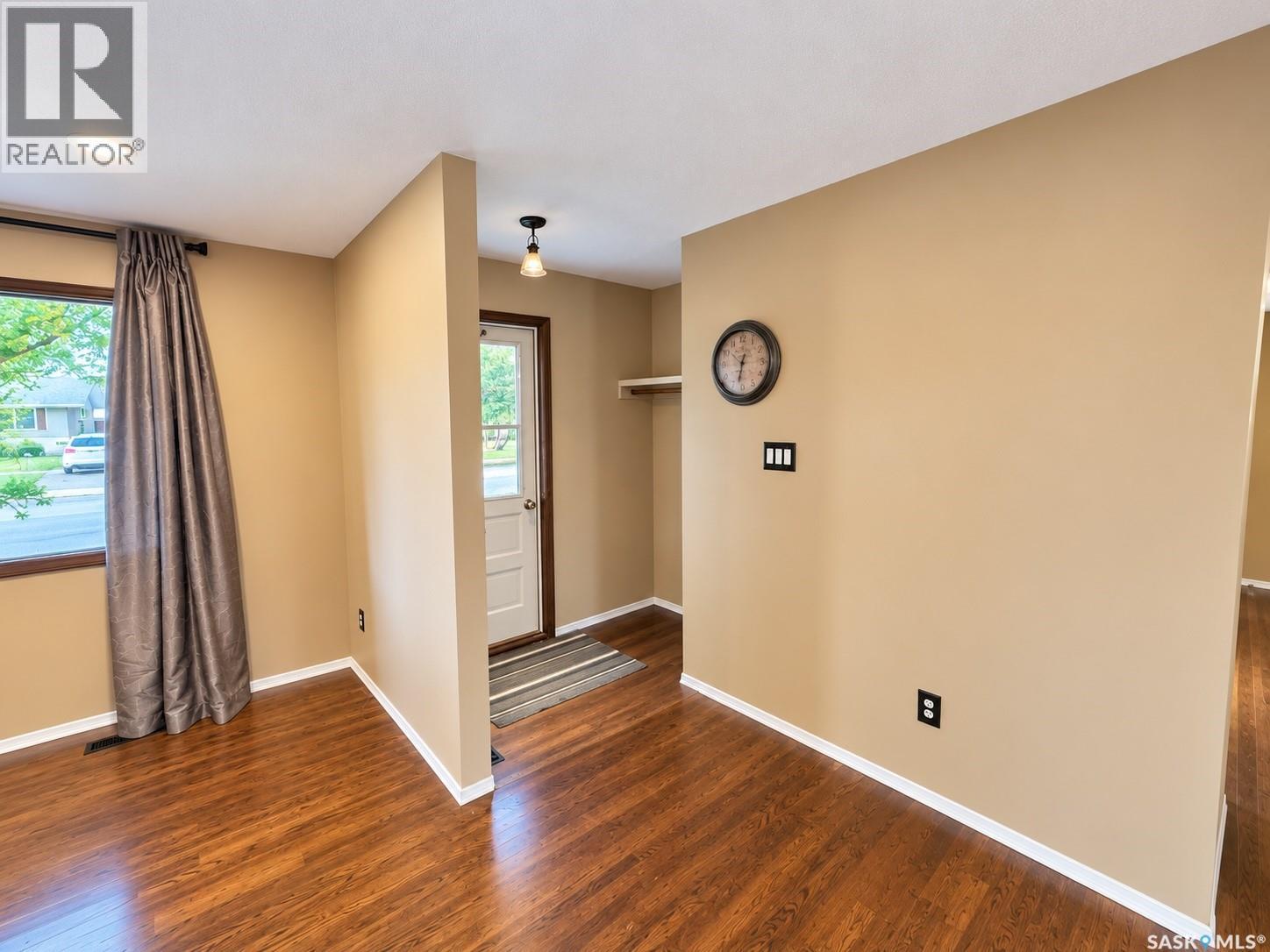 2145 37Th Street W, Saskatoon, SK