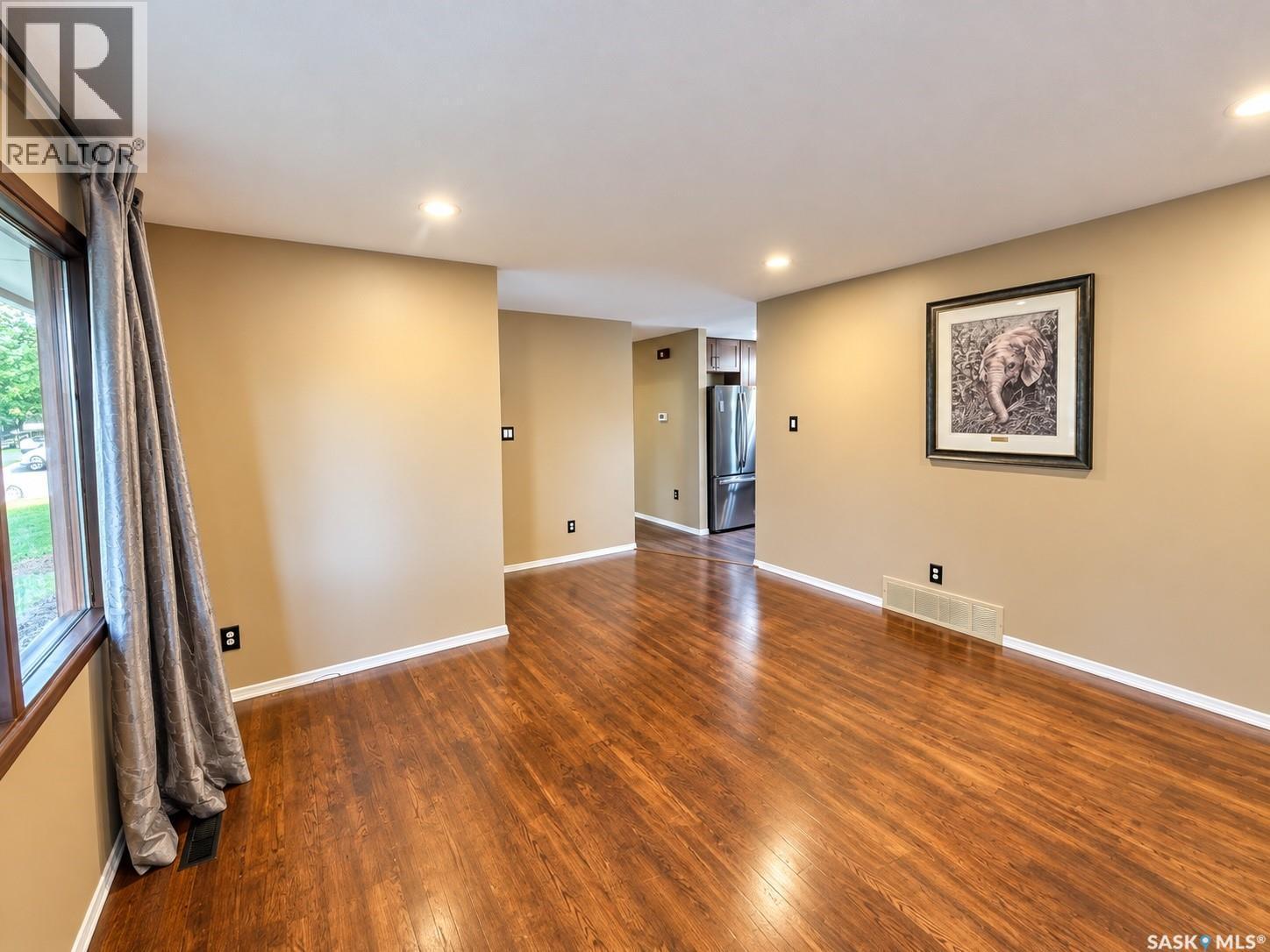 2145 37Th Street W, Saskatoon, SK