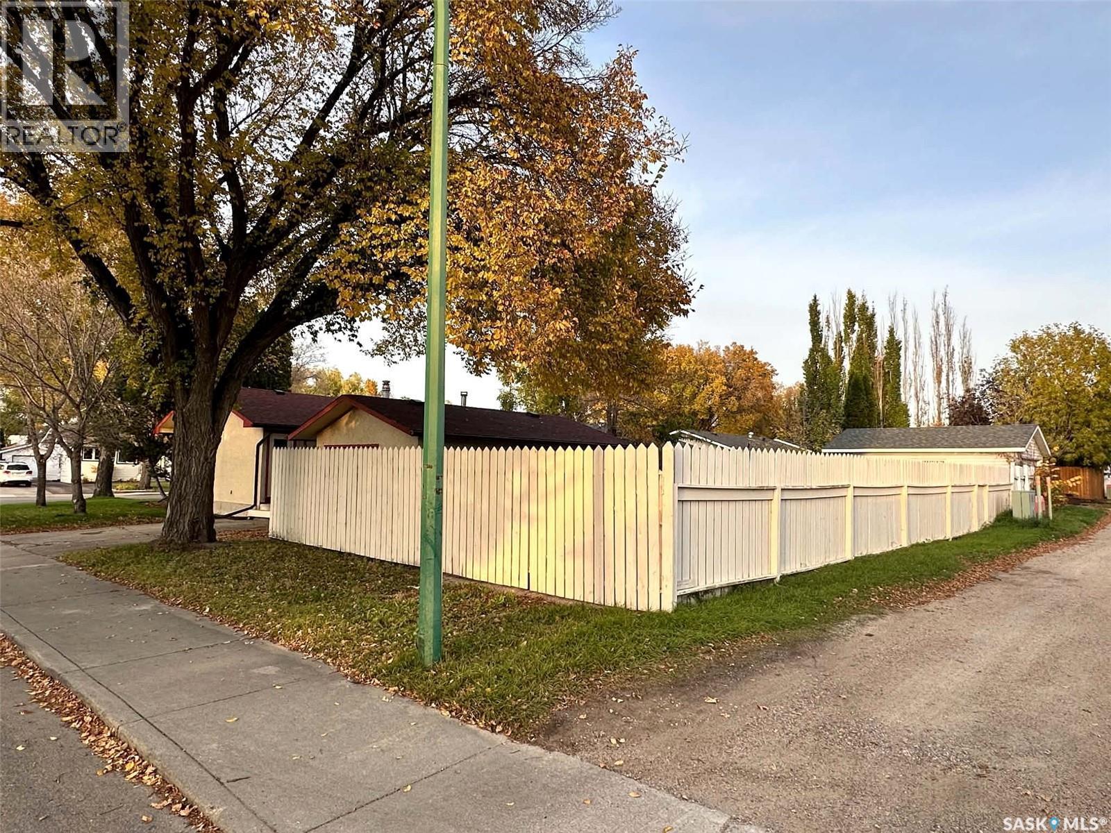 2145 37Th Street W, Saskatoon, SK