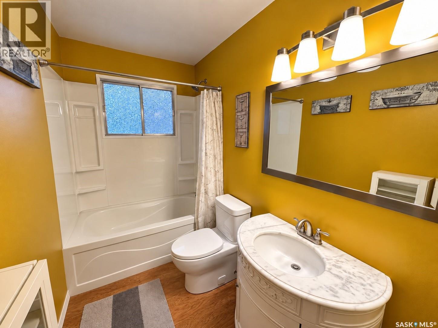 2145 37Th Street W, Saskatoon, SK