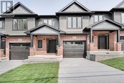 31 - 414 OLD WONDERLAND ROAD London South (South N), ON N6K 3R2