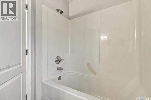3158 37Th Street W, Saskatoon, SK 