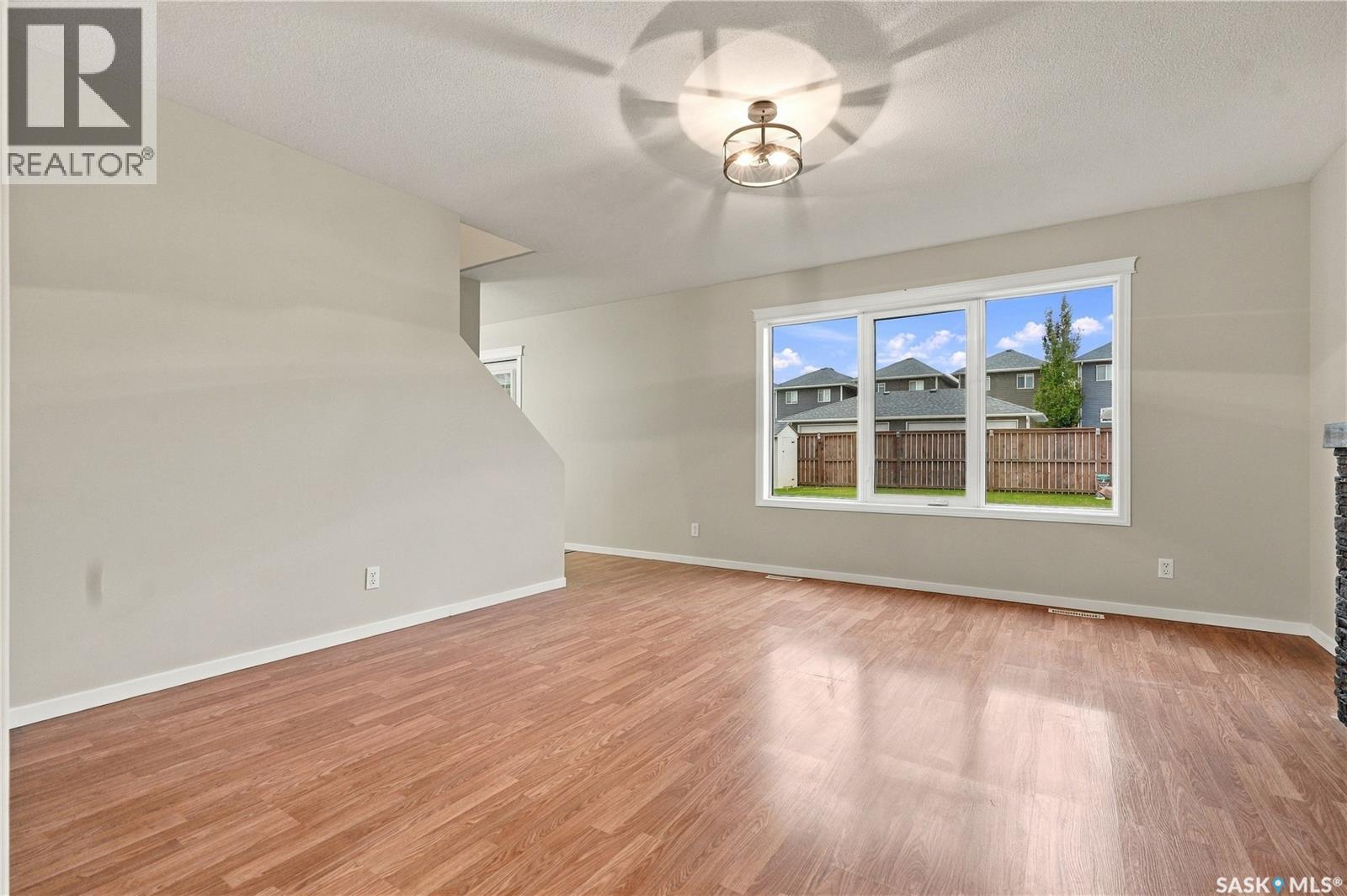 3158 37Th Street W, Saskatoon, SK