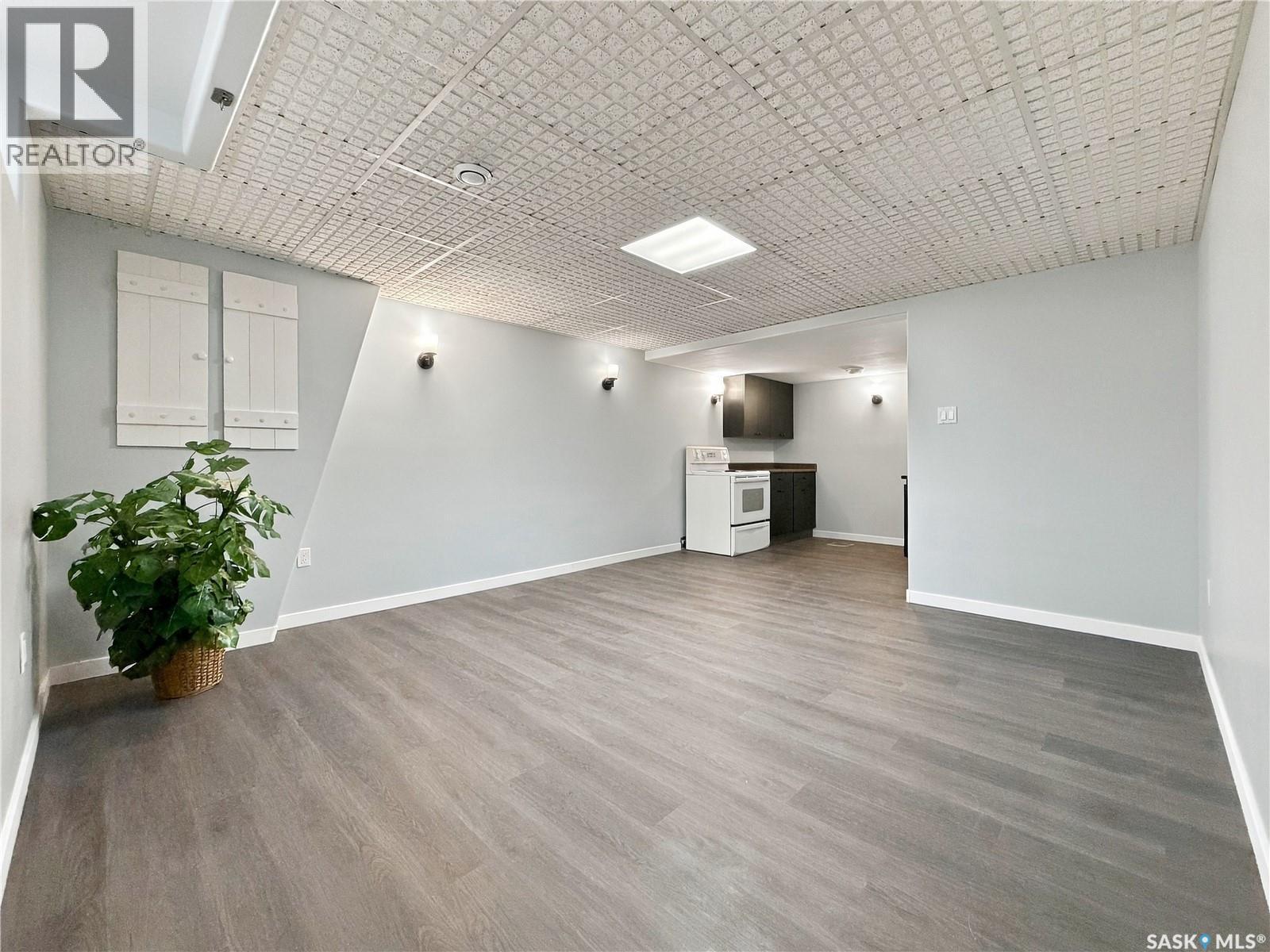 3158 37Th Street W, Saskatoon, SK