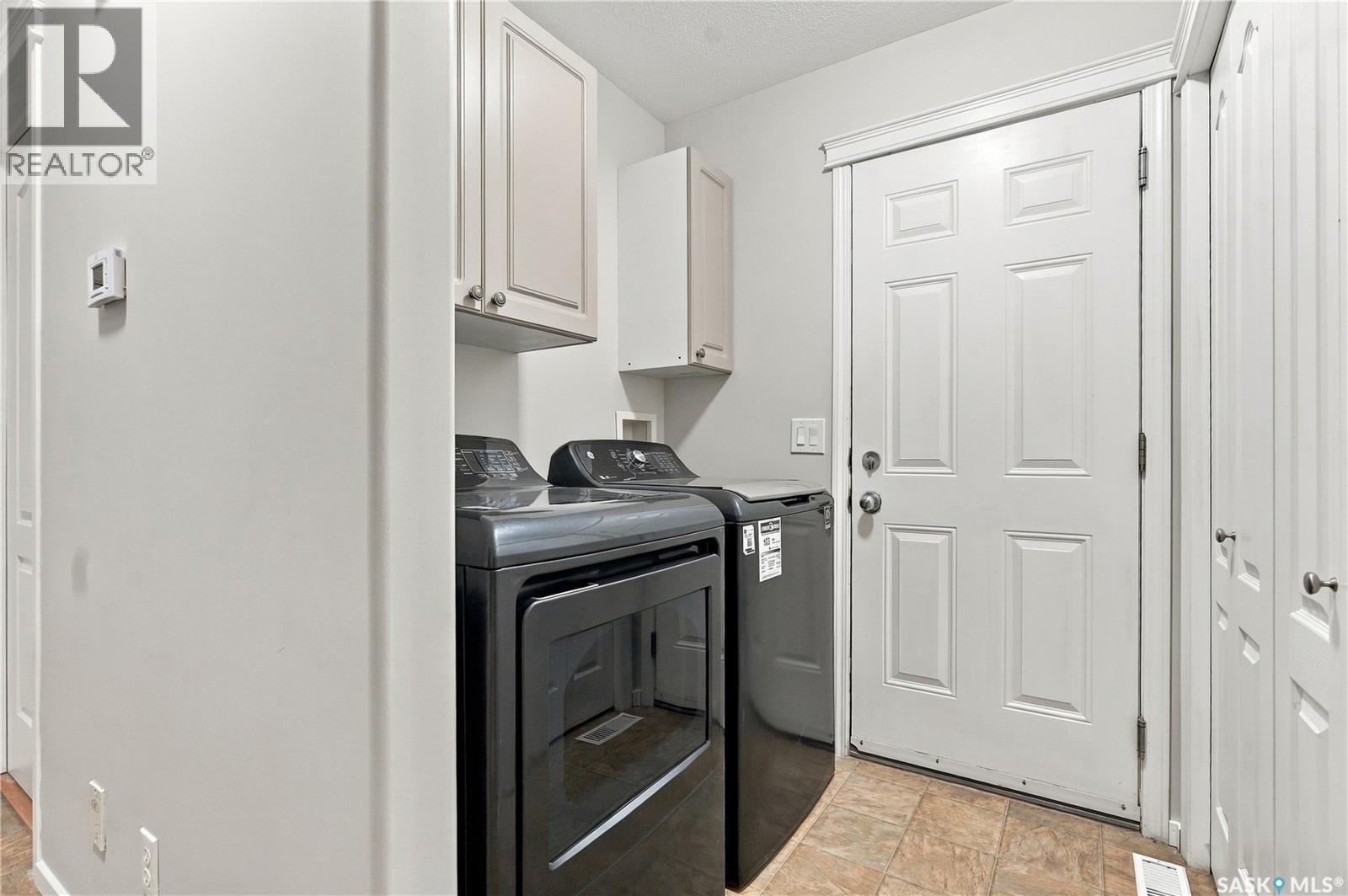 3158 37Th Street W, Saskatoon, SK