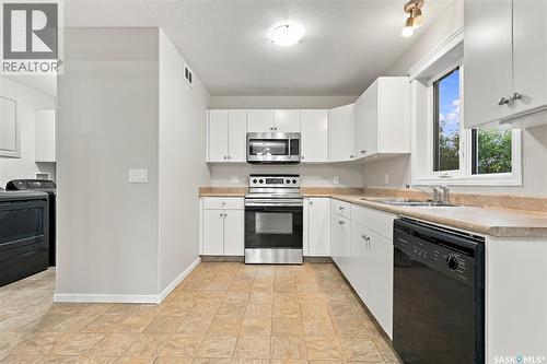 3158 37Th Street W, Saskatoon, SK 