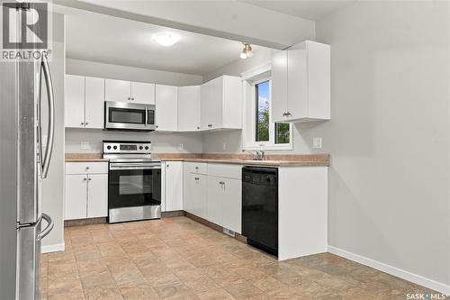 3158 37Th Street W, Saskatoon, SK 