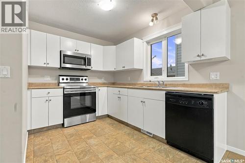 3158 37Th Street W, Saskatoon, SK 