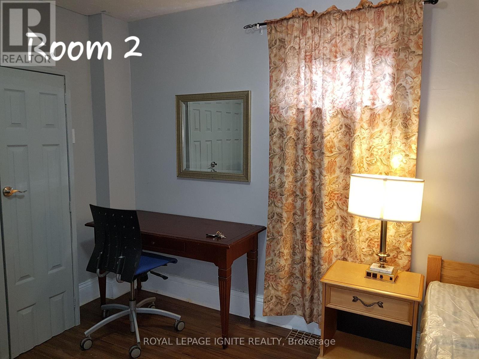 112 Ward Avenue, Hamilton, ON