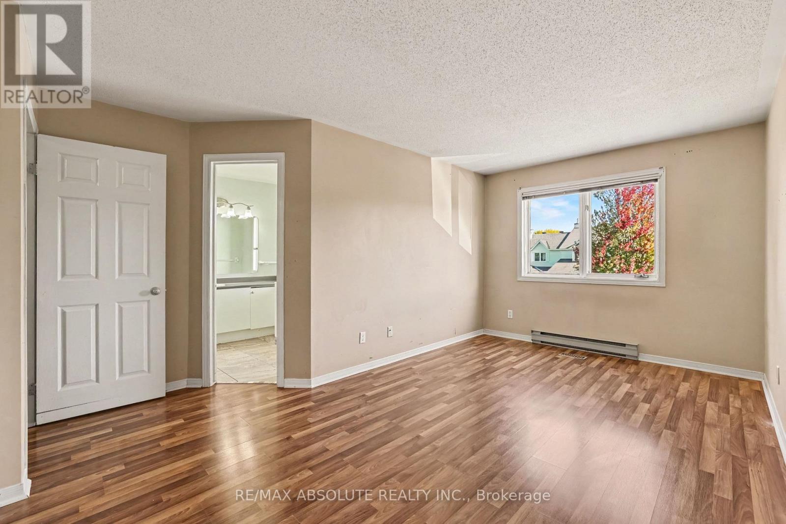 42 Roblyn Way, Ottawa, ON