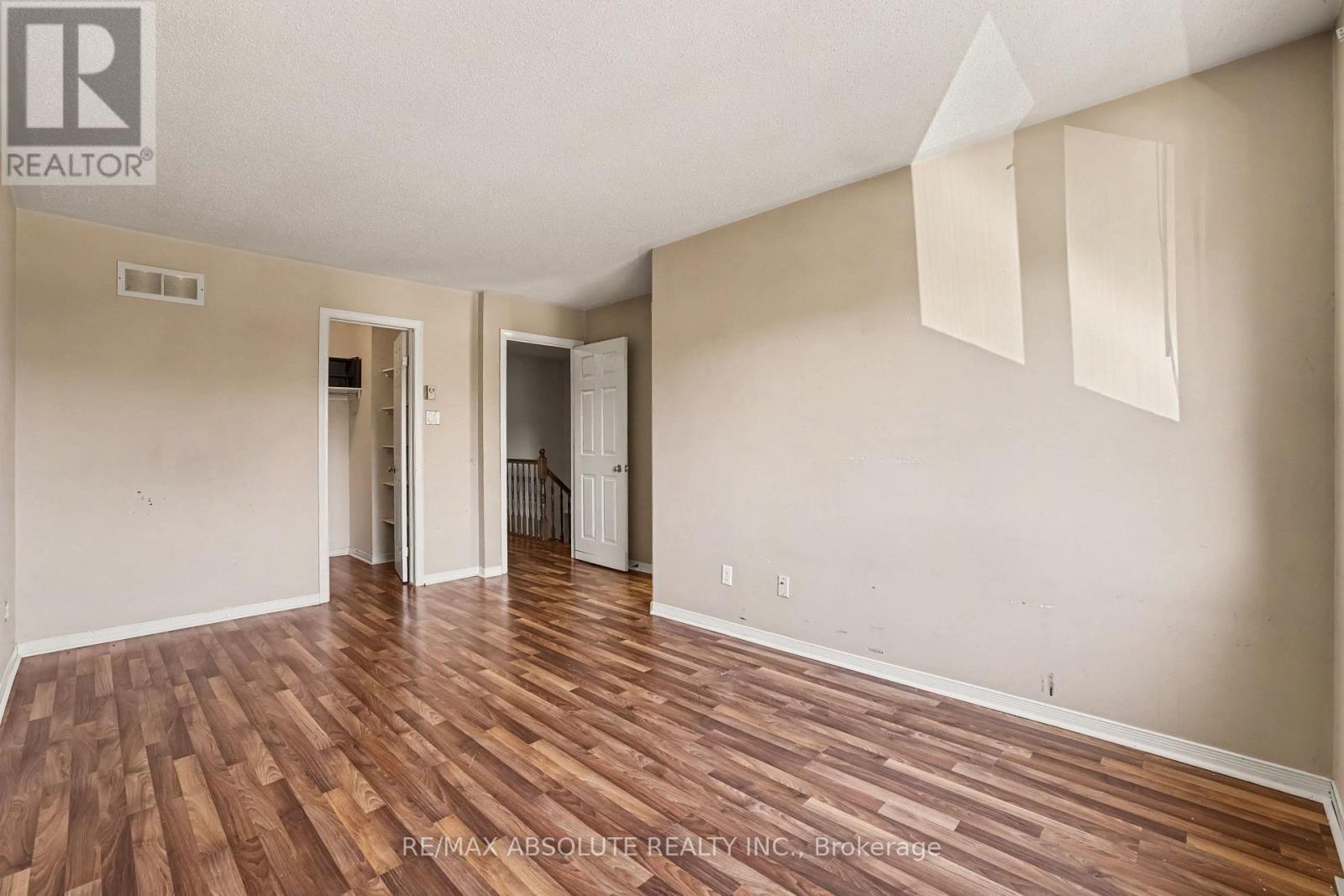 42 Roblyn Way, Ottawa, ON