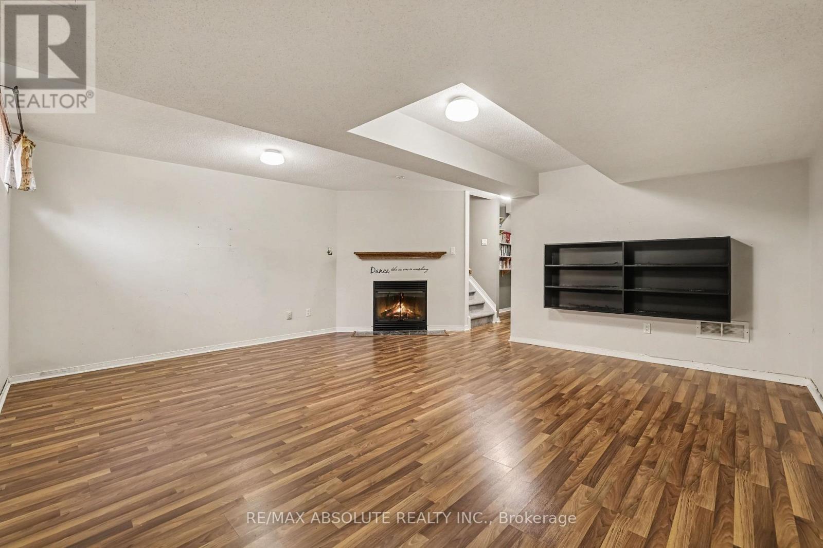 42 Roblyn Way, Ottawa, ON