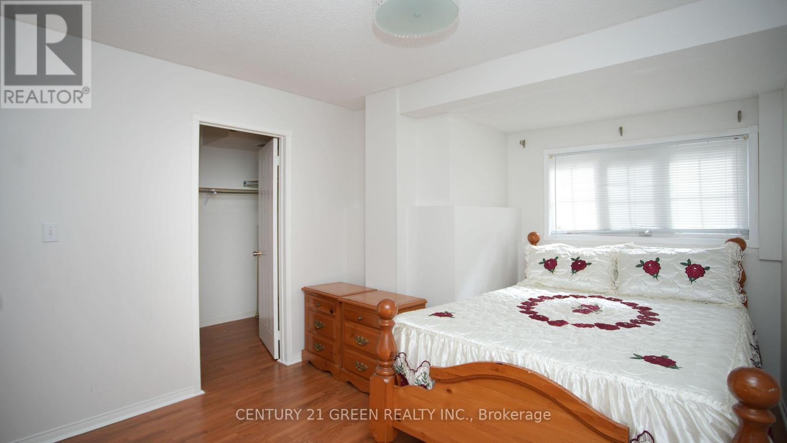 836 Avocado Crescent, Mississauga, ON