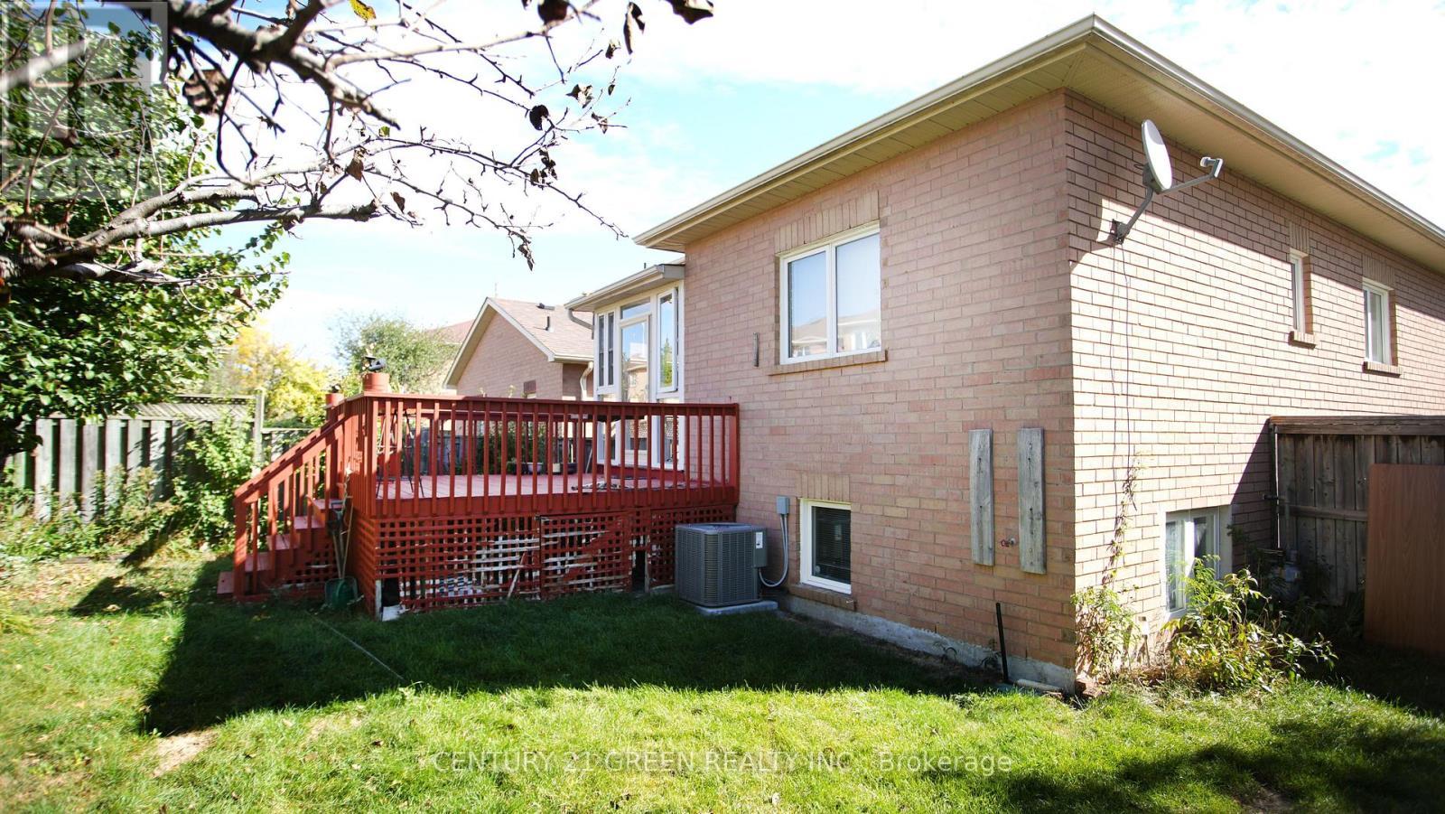 836 Avocado Crescent, Mississauga, ON