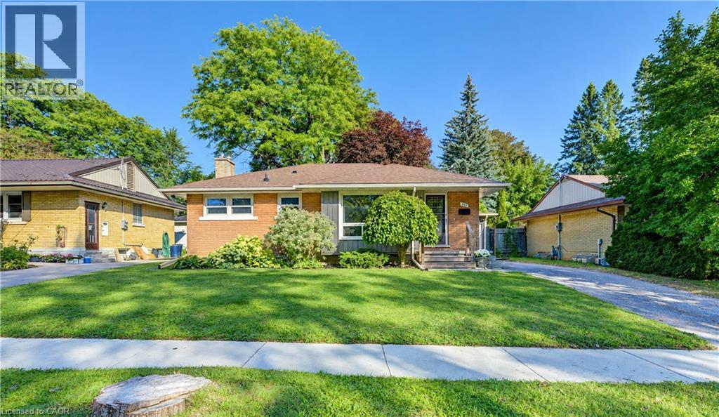 122 Brandon Avenue, Kitchener, ON