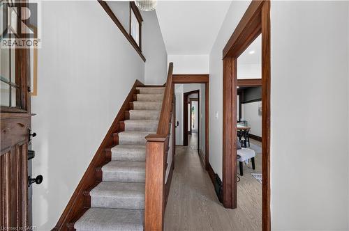145 Edgemont Street N, Hamilton, ON 