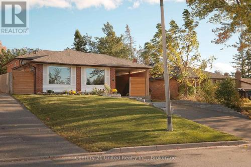 257 RIVERVIEW HEIGHTS  Peterborough (Ashburnham Ward 4), ON K9J 1A9