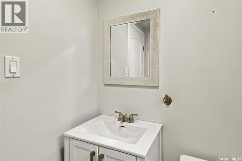 42 Kootenay Drive, Saskatoon, SK 