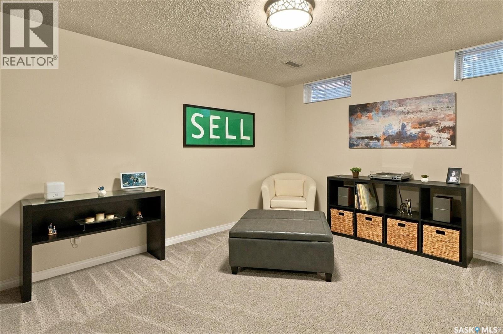 42 Kootenay Drive, Saskatoon, SK