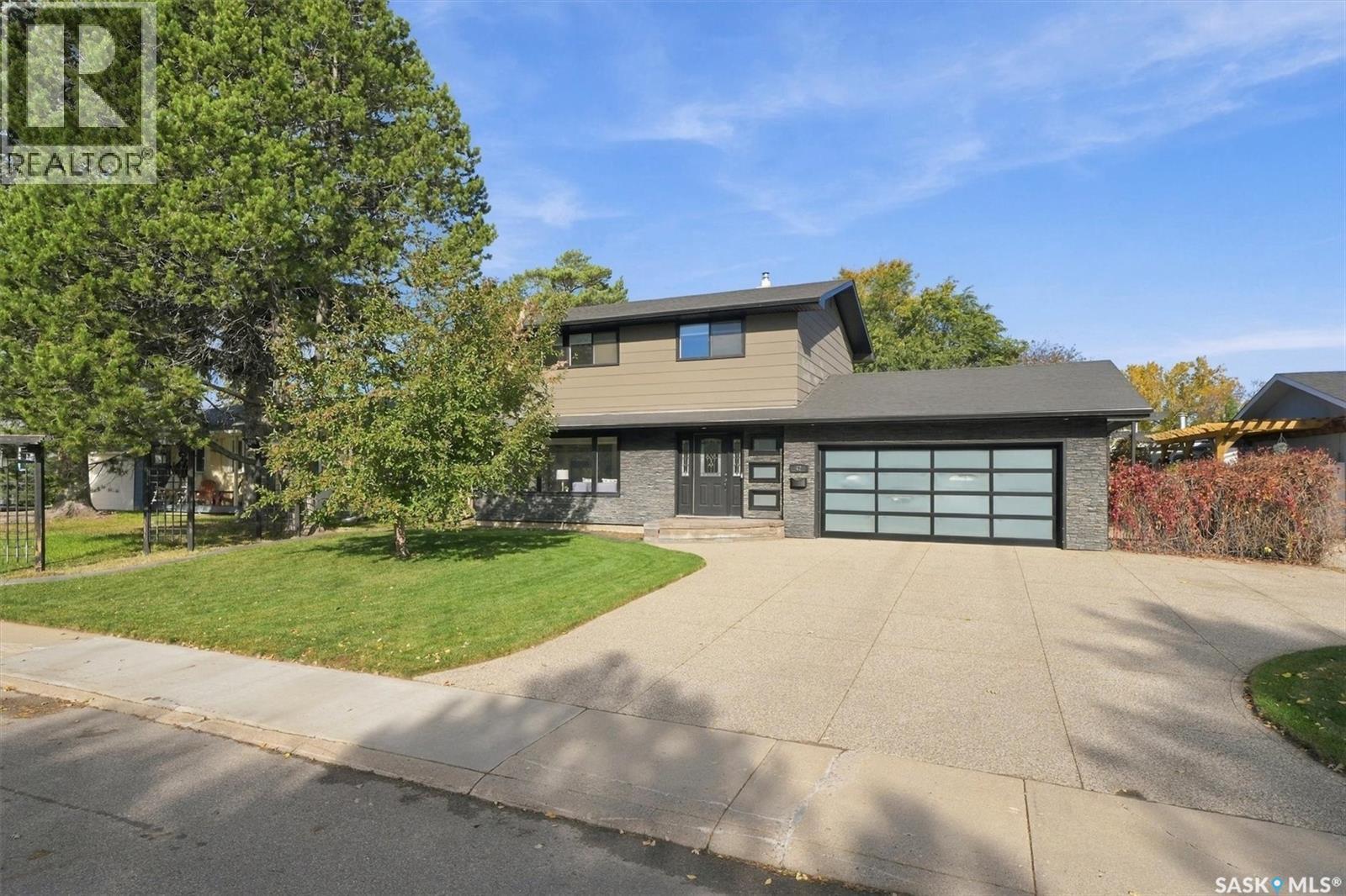 42 Kootenay Drive, Saskatoon, SK