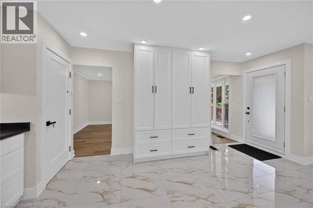 331 East 17Th Street, Hamilton, ON